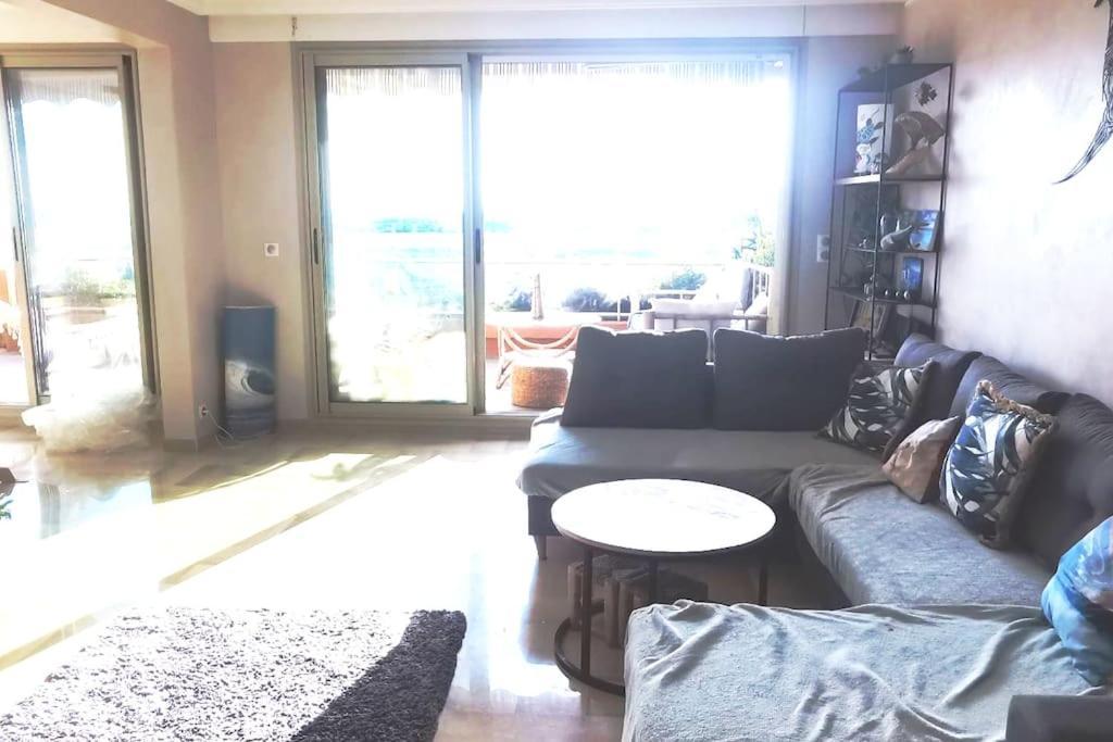Appartement Nice Centre Vue Mer Avec Piscine Pour Famille, Couple D'Amis Pas De Groupes De Jeunes Autorises Luaran gambar