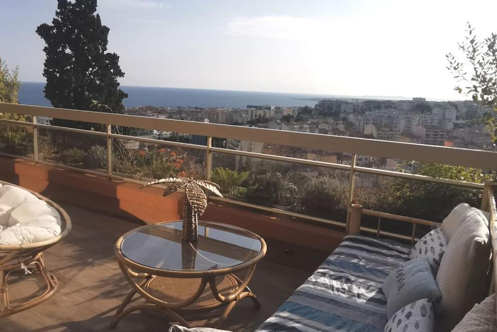 Appartement Nice Centre Vue Mer Avec Piscine Pour Famille, Couple D'Amis Pas De Groupes De Jeunes Autorises Luaran gambar